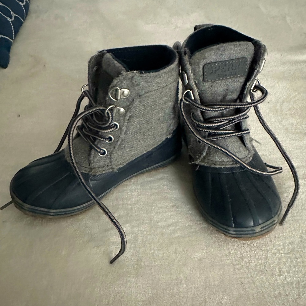 Boys Sperry Duck boots